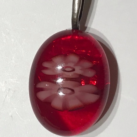 Fiery Red Miniature Floral Pendant - Picture 3 of 9